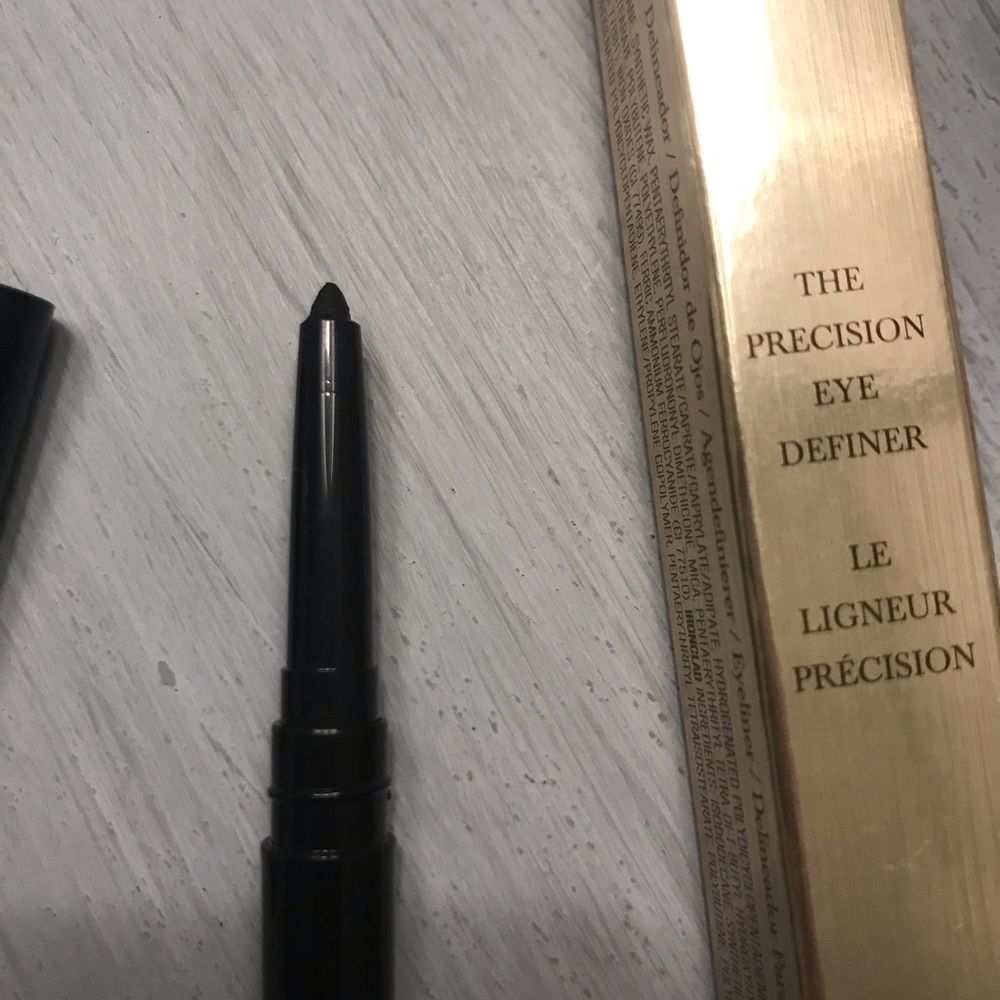 Kevyn Aucoin  The Precision Eye Definer Vanta